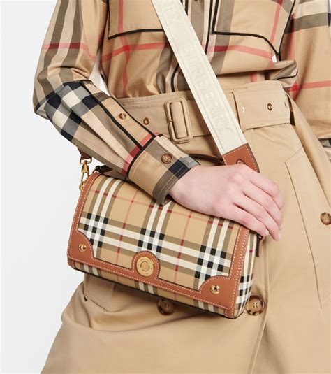 burberry note bag review|Burberry note leather shoulder bag.